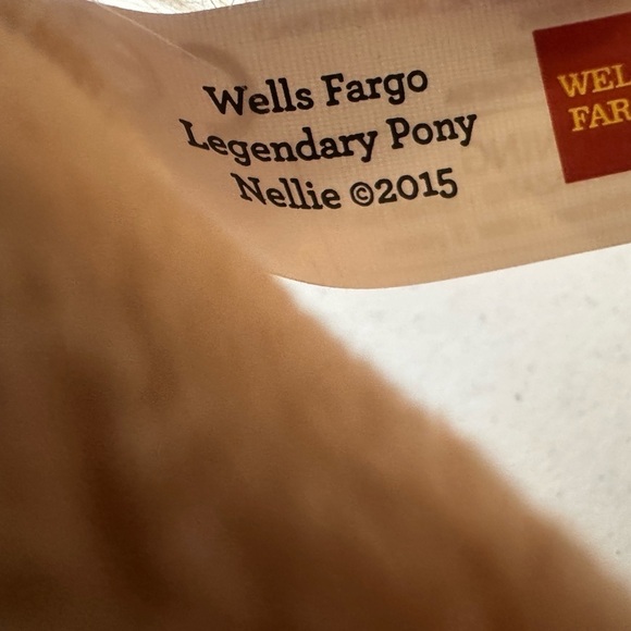 2015 Nellie Wells Fargo Plush Horse with Navy Blanket 6.5”w x 6”L - Picture 7 of 7